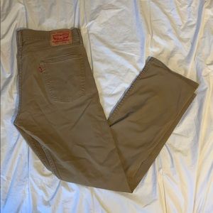Men’s khaki Levi jeans W34 L32
